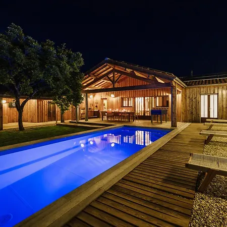 Villa La Du Naissain 5 Stars